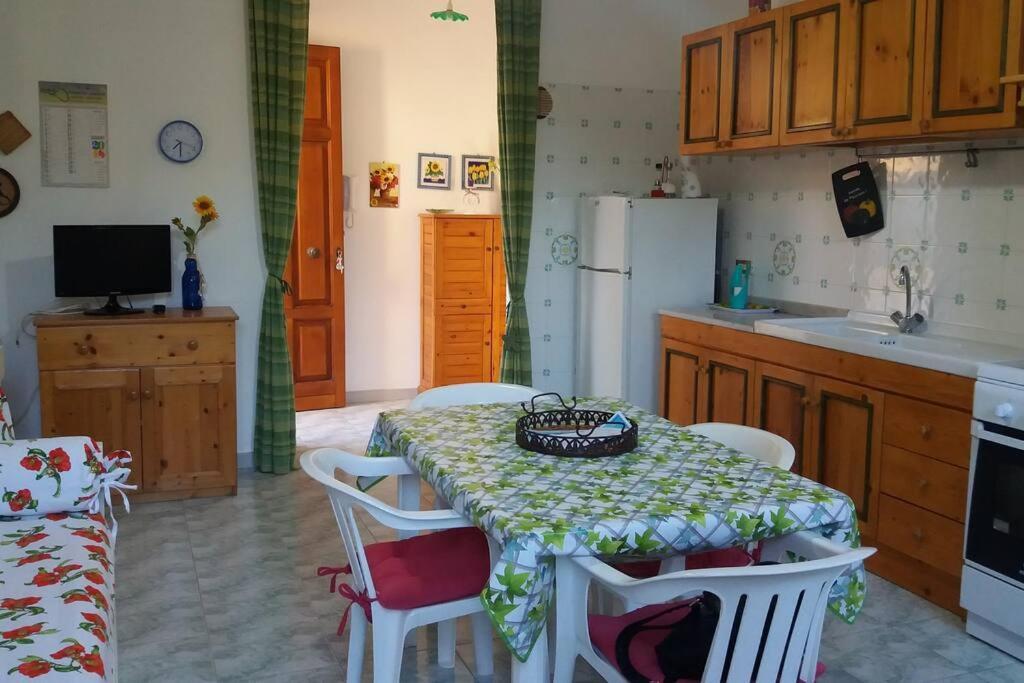 Casa Catalogna , Vicino Al Centro Storico. Villa Lipari  Exteriör bild