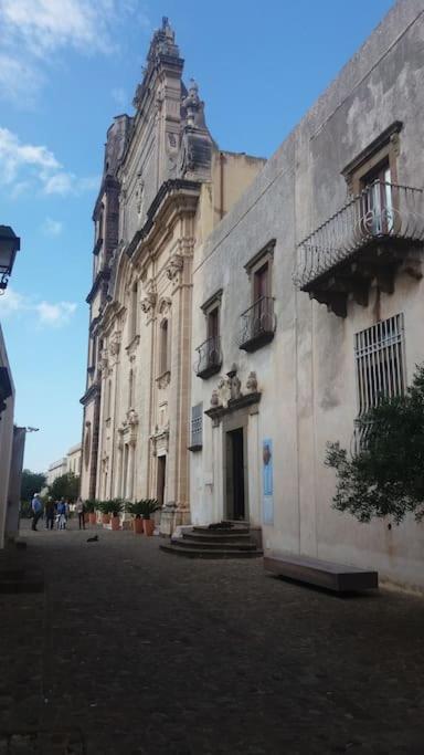 Casa Catalogna , Vicino Al Centro Storico. Villa Lipari  Exteriör bild