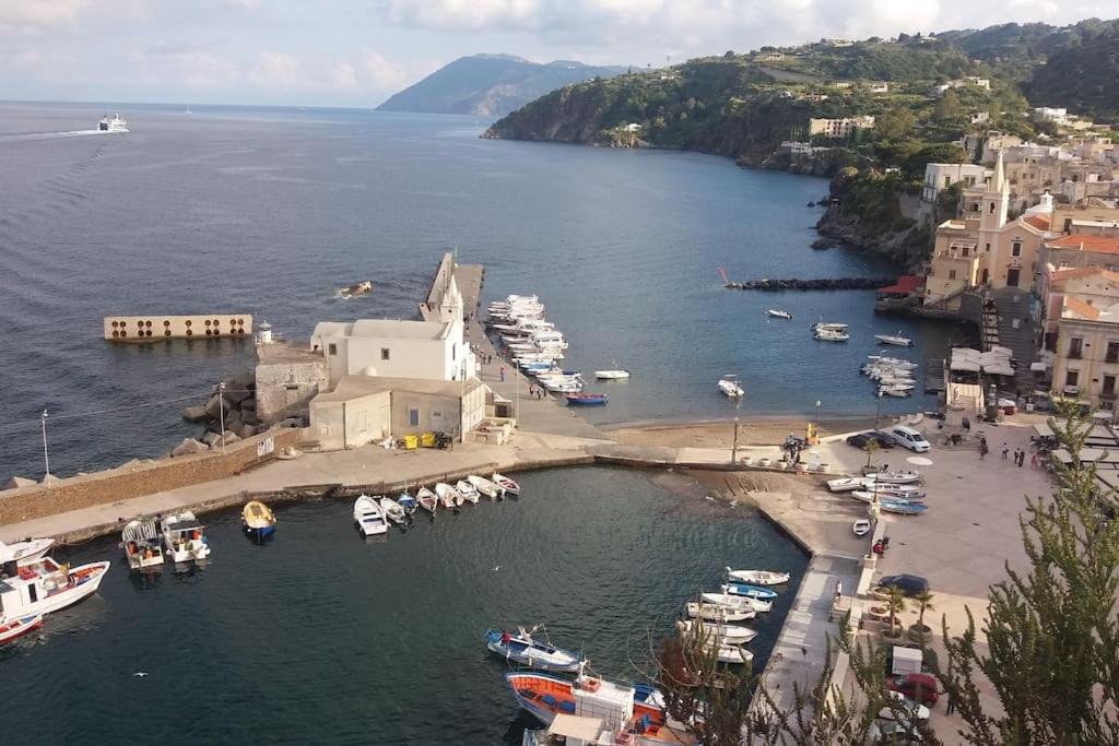 Casa Catalogna , Vicino Al Centro Storico. Villa Lipari  Exteriör bild